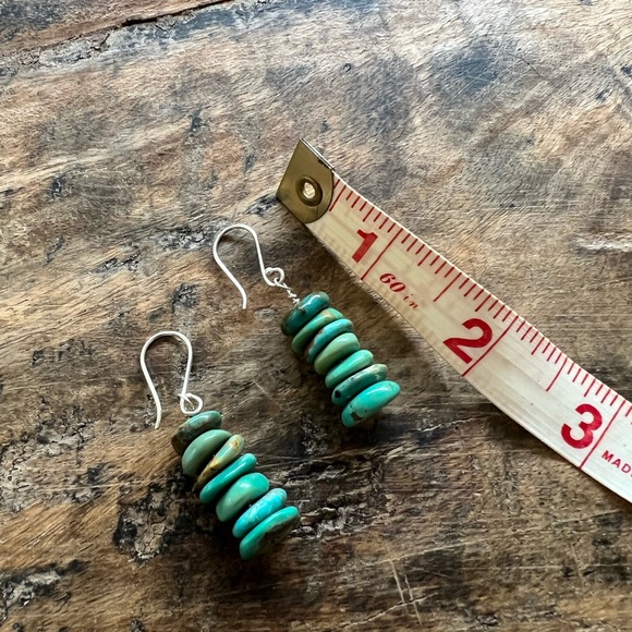 Turquoise and sterling silver earrings. - Picture 2 of 2